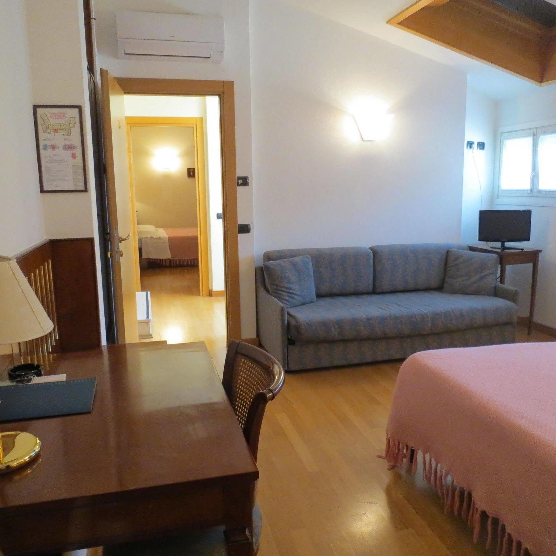 Hotel Tre Re Como Eksteriør bilde