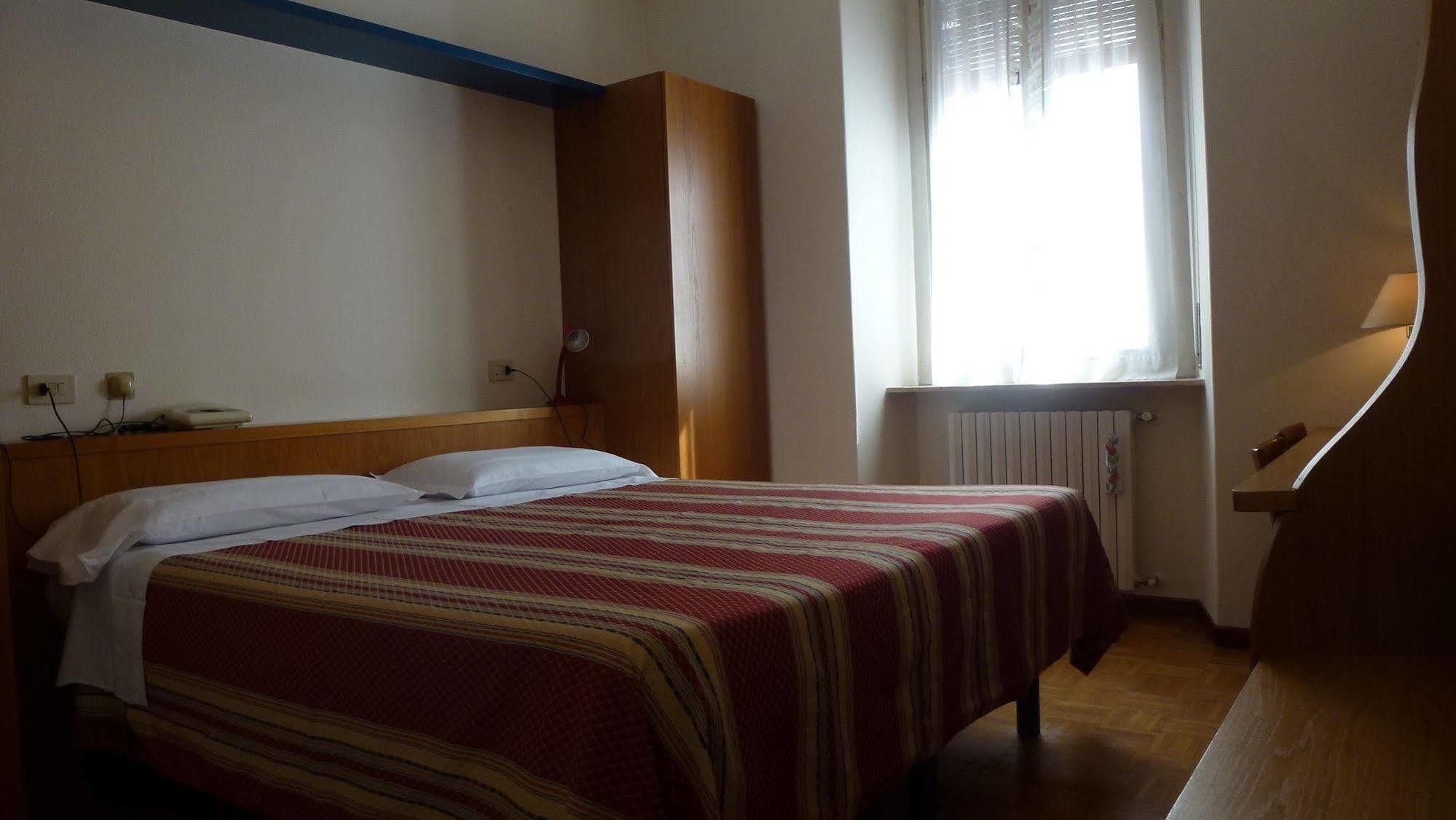Hotel Tre Re Como Eksteriør bilde